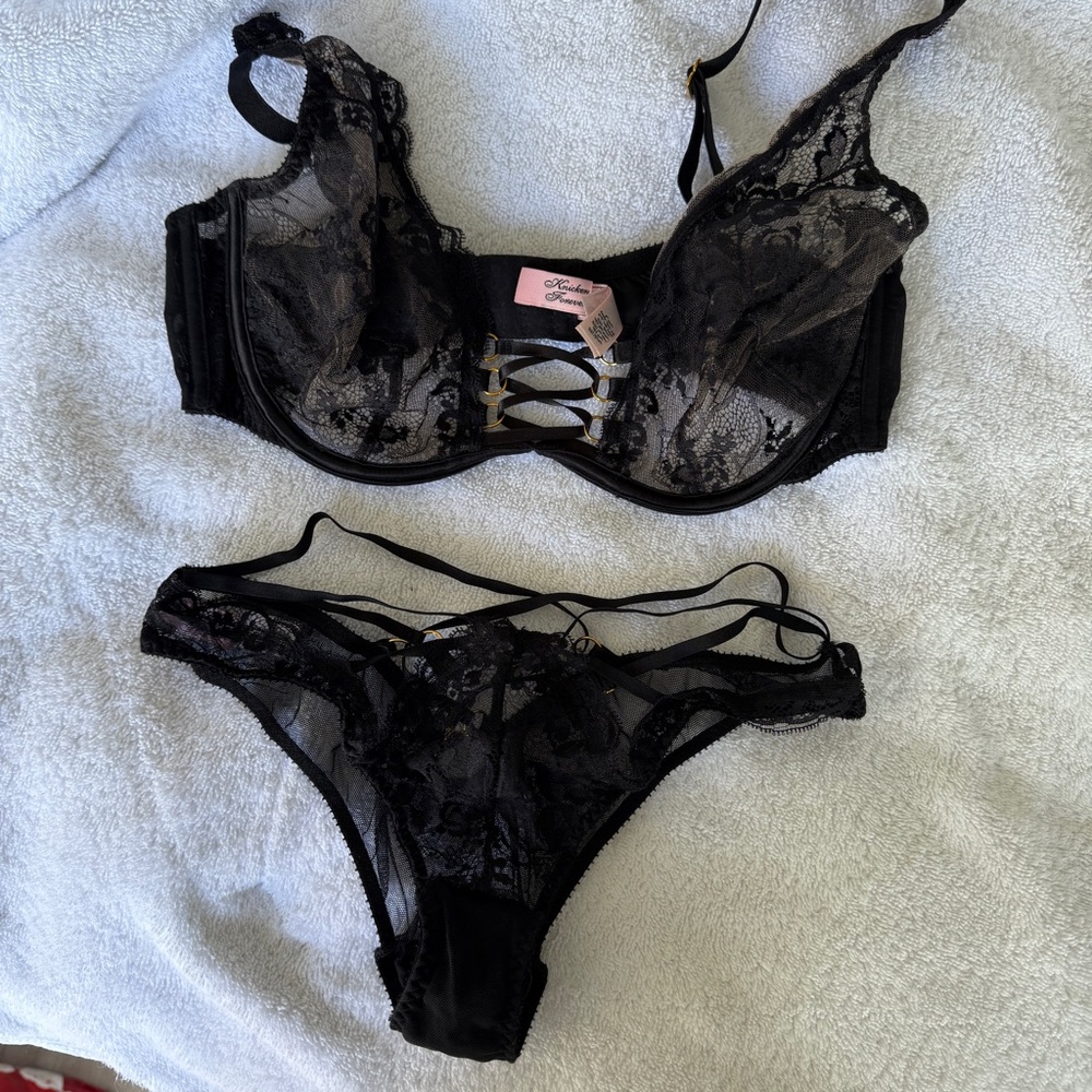 Agent Provocateur lingerie set - Picture 11 of 11